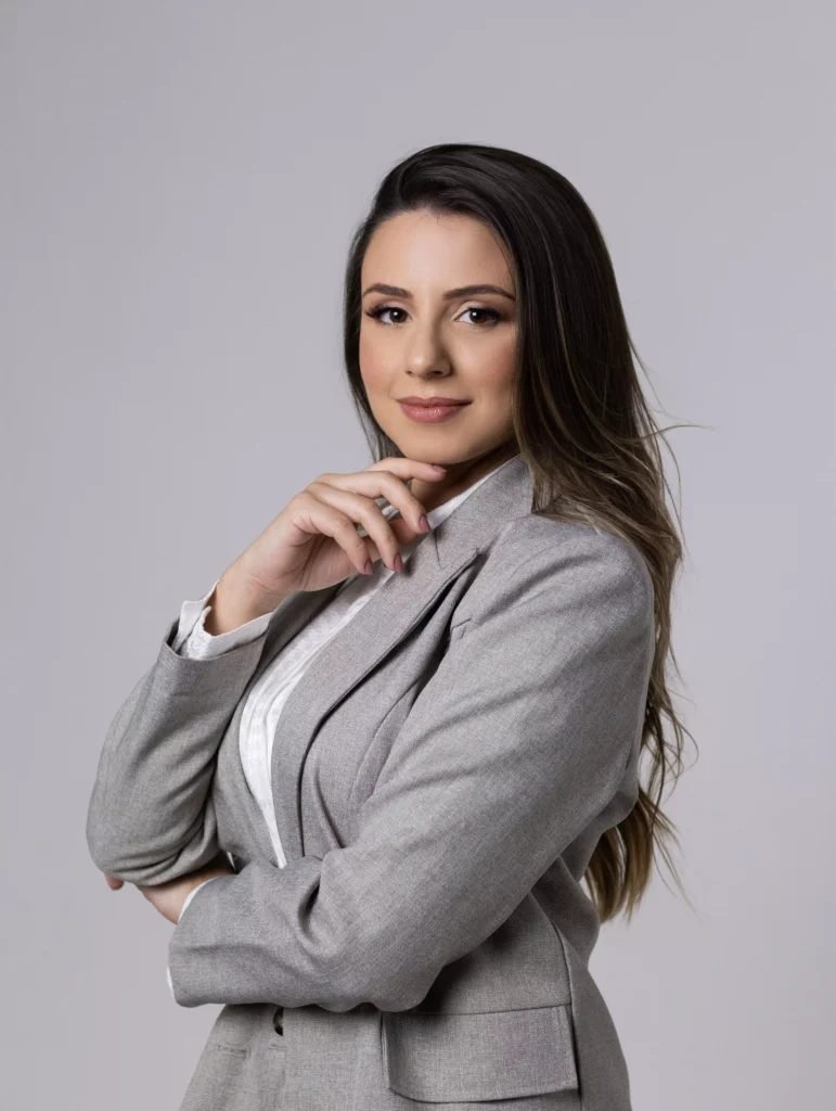 Dra Ellen Bruna Giacomini